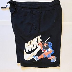 Nike Sportswear Shorts (Small)